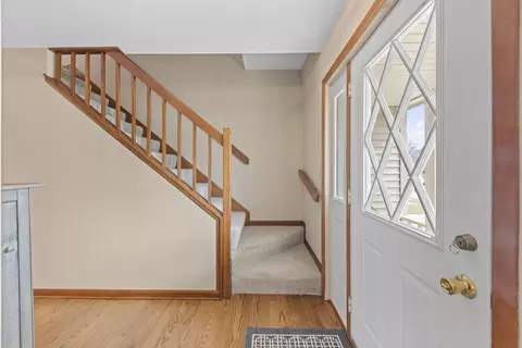 Entry Way - 1239 Windemere Ave, Naperville, IL 60564 photo 3 of 3