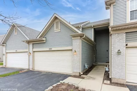1023 Horizon Rdg, Lake In The Hills, IL 60156