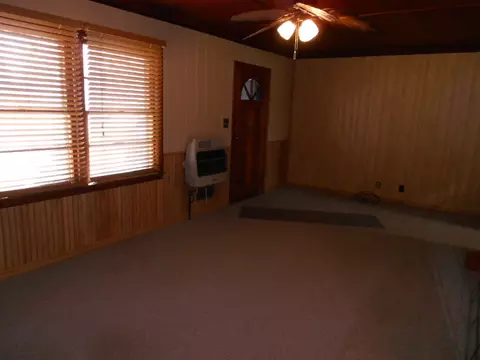 Living - 506 E 8th St, Minonk, IL 61760 photo 2 of 5