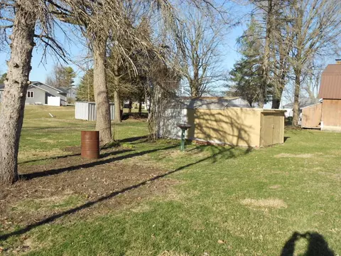 Exterior - 506 E 8th St, Minonk, IL 61760 photo 2 of 3
