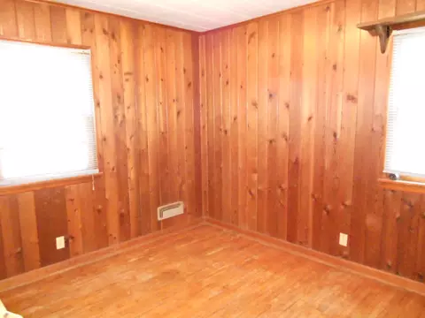 Bedroom - 506 E 8th St, Minonk, IL 61760 photo 1 of 5
