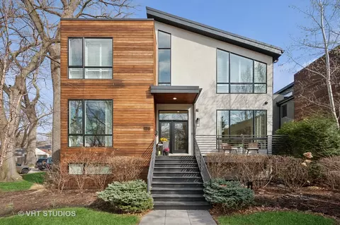1133 Leonard Pl, Evanston, IL 60201