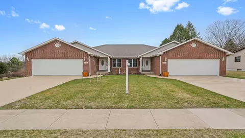 531-533 Vitale St, Dixon, IL 61021