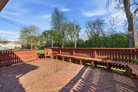 Exterior - Undisclosed, Aurora, IL 60506 photo 3 of 7