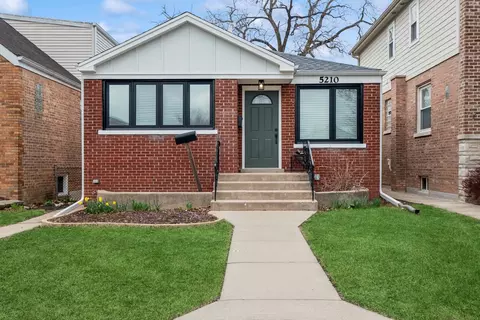 5210 N Moody Ave, Chicago, IL 60630
