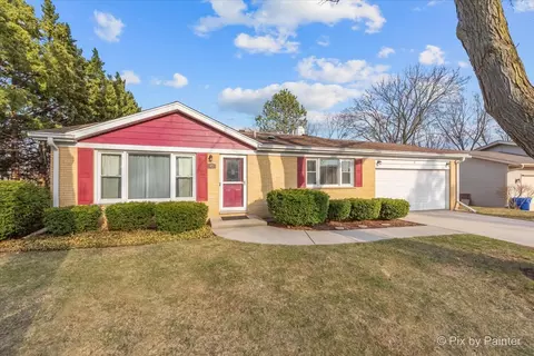 45 Bunkerhill Ave, South Elgin, IL 60177