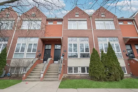 6332 N Sacramento Ave, Chicago, IL 60659