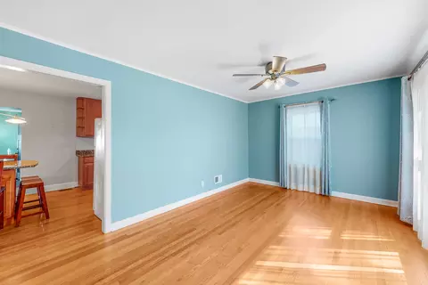 Living - 698 E Prairie Ave, Des Plaines, IL 60016 photo 1 of 4