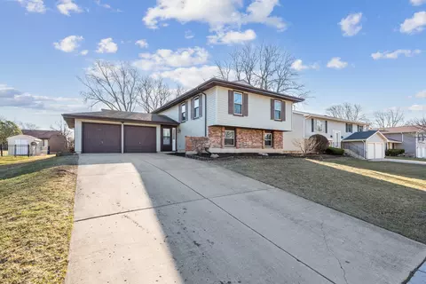 187 Kingston Ln, Bloomingdale, IL 60108
