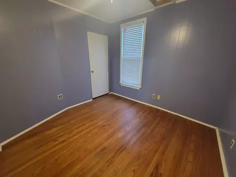 Bedroom - 1016 Post St, Ottawa, IL 61350 photo 6 of 6