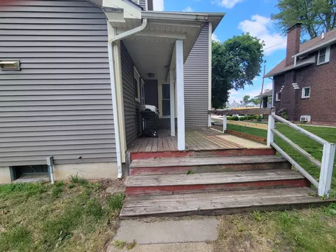 Exterior - 1016 Post St, Ottawa, IL 61350 photo 11 of 12