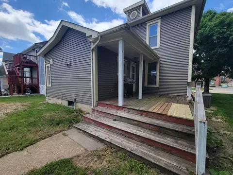 Exterior - 1016 Post St, Ottawa, IL 61350 photo 10 of 12