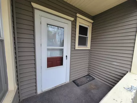 Exterior - 1016 Post St, Ottawa, IL 61350 photo 3 of 12