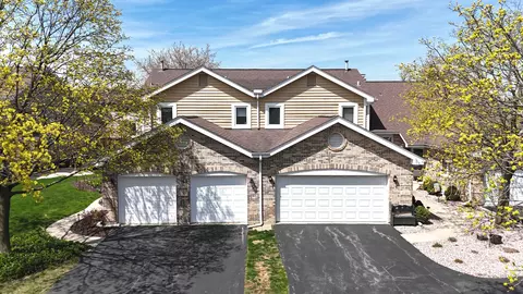 11366 Lakebrook Ct, Orland Park, IL 60467