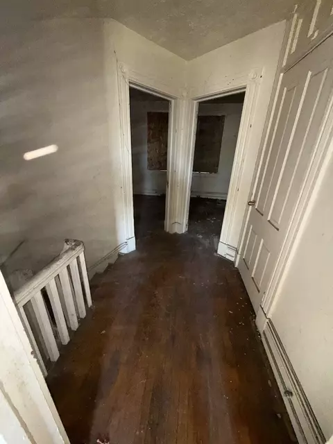 10763 S Champlain Ave, Chicago, IL 60628 photo 5