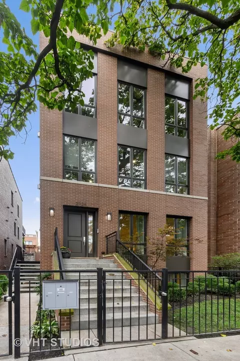 2725 N Wilton Ave #3, Chicago, IL 60614