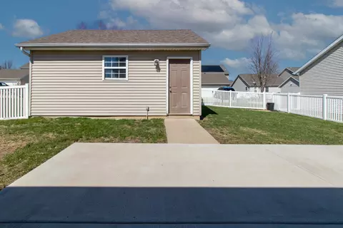 1104 Teegan St, Normal, IL 61761 photo 33