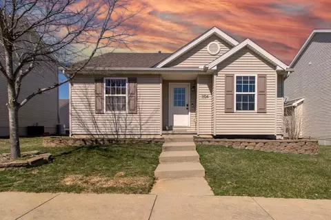 1104 Teegan St, Normal, IL 61761