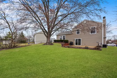 Exterior - 209 Burnside Cir, Bartlett, IL 60103 photo 5 of 6
