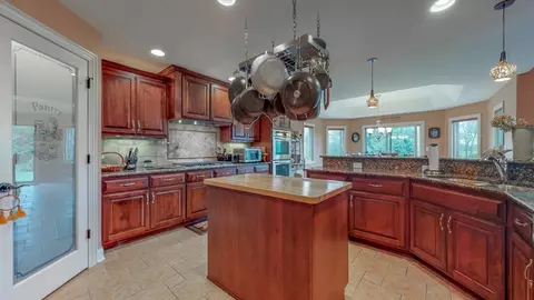 6912 Trisha Ct, Monee, IL 60449 photo 9
