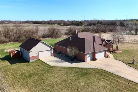 6912 Trisha Ct, Monee, IL 60449 photo 3