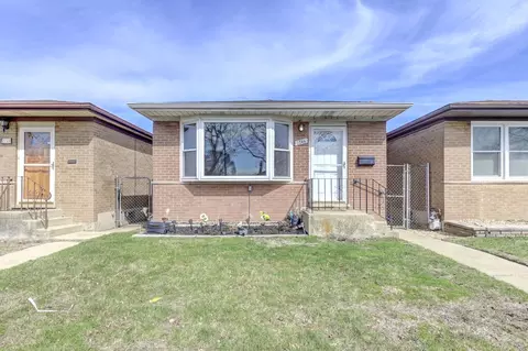 2746 E 127th St, Chicago, IL 60633