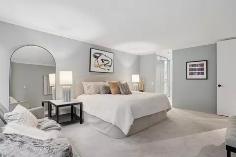 Bedroom - 200 E Delaware Pl #3D, Chicago, IL 60611 photo 2 of 4