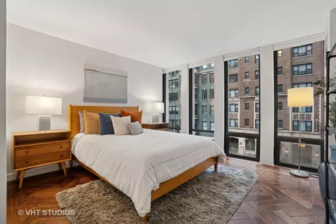 Bedroom - 200 E Delaware Pl #3D, Chicago, IL 60611 photo 3 of 4