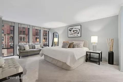 Bedroom - 200 E Delaware Pl #3D, Chicago, IL 60611 photo 1 of 4