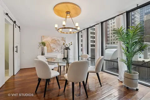 Dining - 200 E Delaware Pl #3D, Chicago, IL 60611 photo 1 of 5