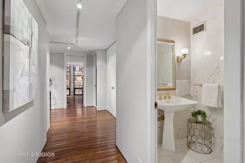 Entry Way - 200 E Delaware Pl #3D, Chicago, IL 60611 photo 1 of 2