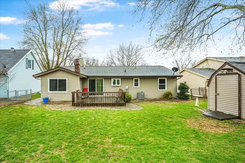 1824 Johnson Dr, Normal, IL 61761 photo 2