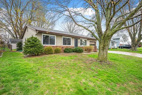 1824 Johnson Dr, Normal, IL 61761 photo 23