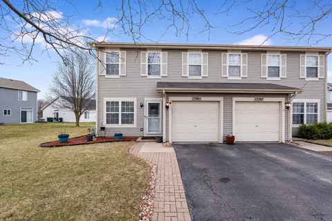 23305 W Odessa Ct, Plainfield, IL 60544