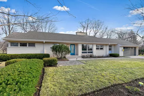 521 College Ter, Dekalb, IL 60115