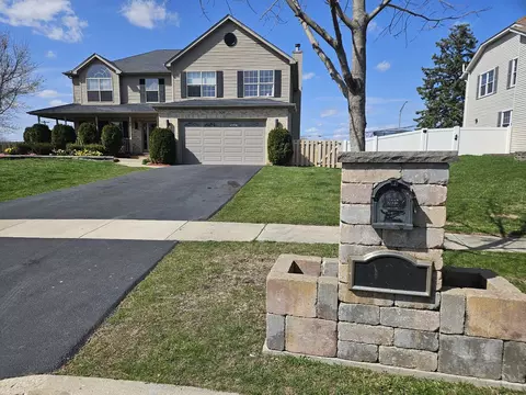 908 Hampton Dr, Carol Stream, IL 60188 photo 43