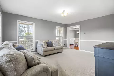 908 Hampton Dr, Carol Stream, IL 60188 photo 15