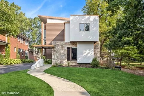 229 E Walnut St, Hinsdale, IL 60521