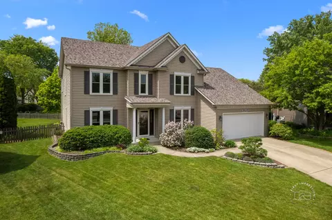2527 Ryan Ct, Naperville, IL 60564