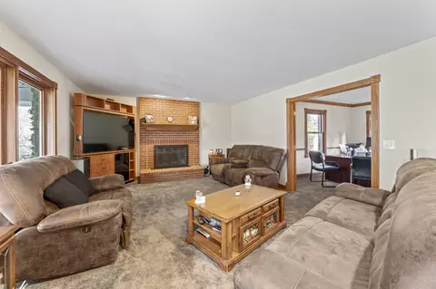 1502 Eagle Ridge Dr, Antioch, IL 60002 photo 6