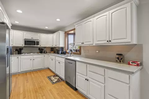 1502 Eagle Ridge Dr, Antioch, IL 60002 photo 12