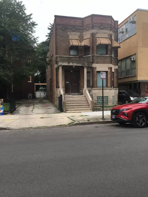 4952 S Paulina St, Chicago, IL 60609