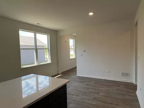 Living - 985 Eineke Blvd, Algonquin, IL 60102 photo 1 of 1