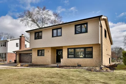 319 S Donald Ave, Arlington Heights, IL 60004