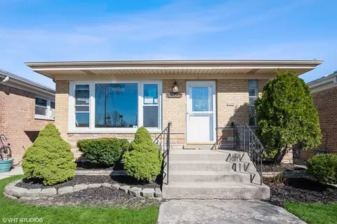 12731 Division St, Blue Island, IL 60406