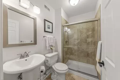 Bath - 26504 Silverleaf Dr, Plainfield, IL 60585 photo 6 of 6