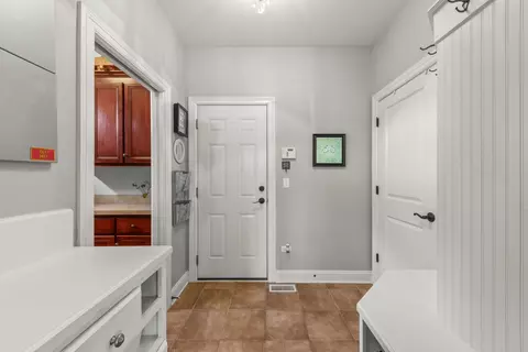 Entry Way - 26504 Silverleaf Dr, Plainfield, IL 60585 photo 3 of 4