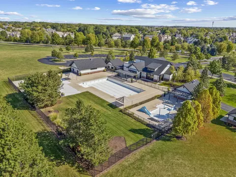 View/Area - 26504 Silverleaf Dr, Plainfield, IL 60585 photo 7 of 11