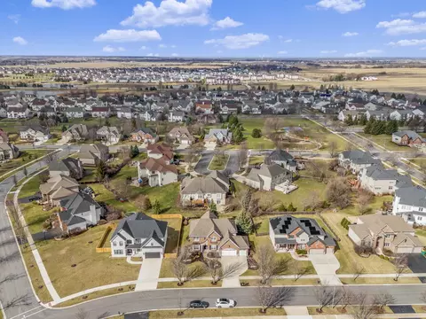View/Area - 26504 Silverleaf Dr, Plainfield, IL 60585 photo 3 of 11