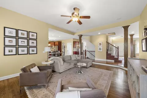 Living - 26504 Silverleaf Dr, Plainfield, IL 60585 photo 2 of 3